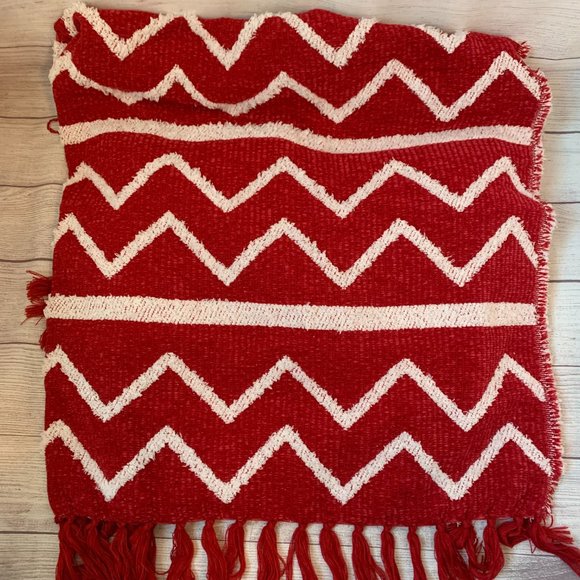 Rachel Ashwell The Farmhouse Decorative Throw Blanket 50x60" Chevron Fringe - Picture 9 of 16